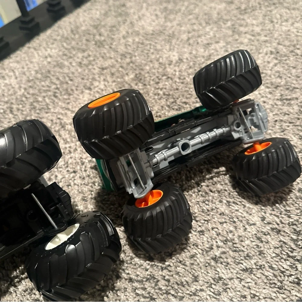 Hot Wheels exciting monster